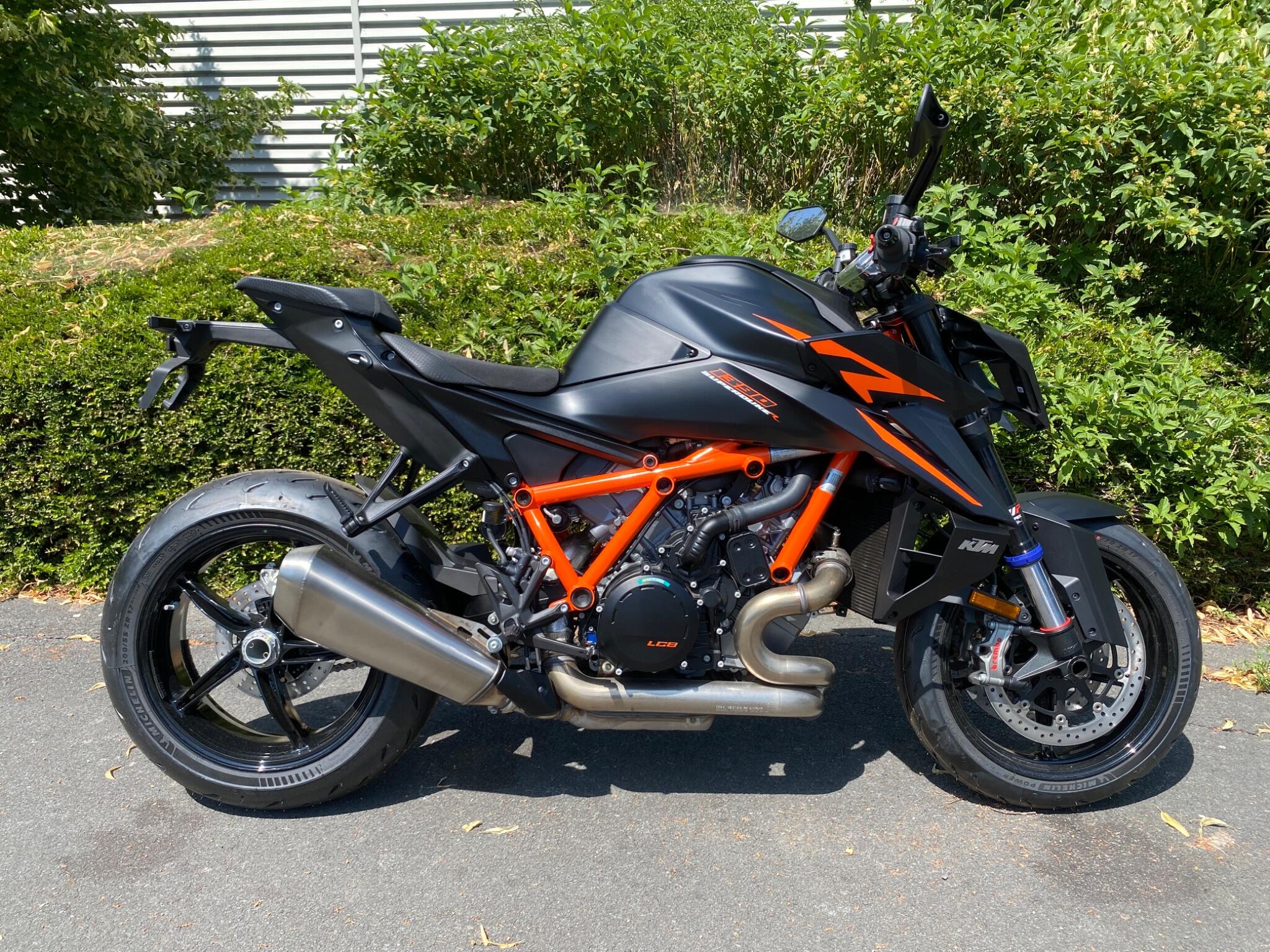 2026 KTM 1390 Super Duke R